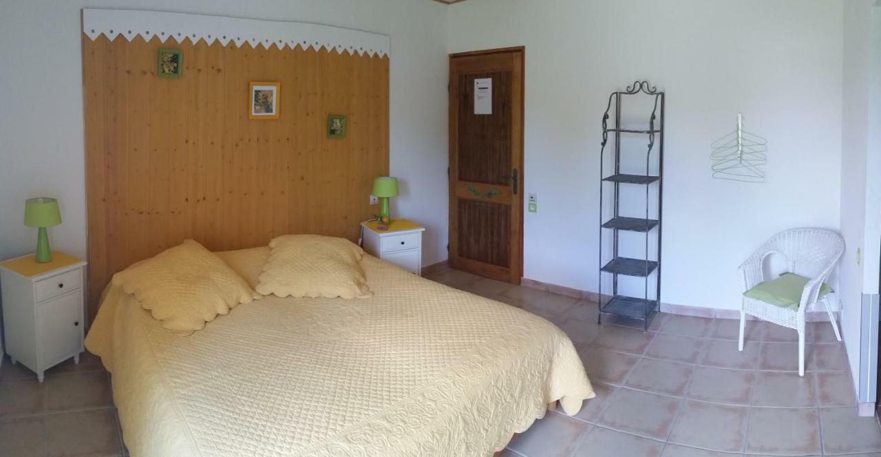 Les Galines Otel Rians  Dış mekan fotoğraf